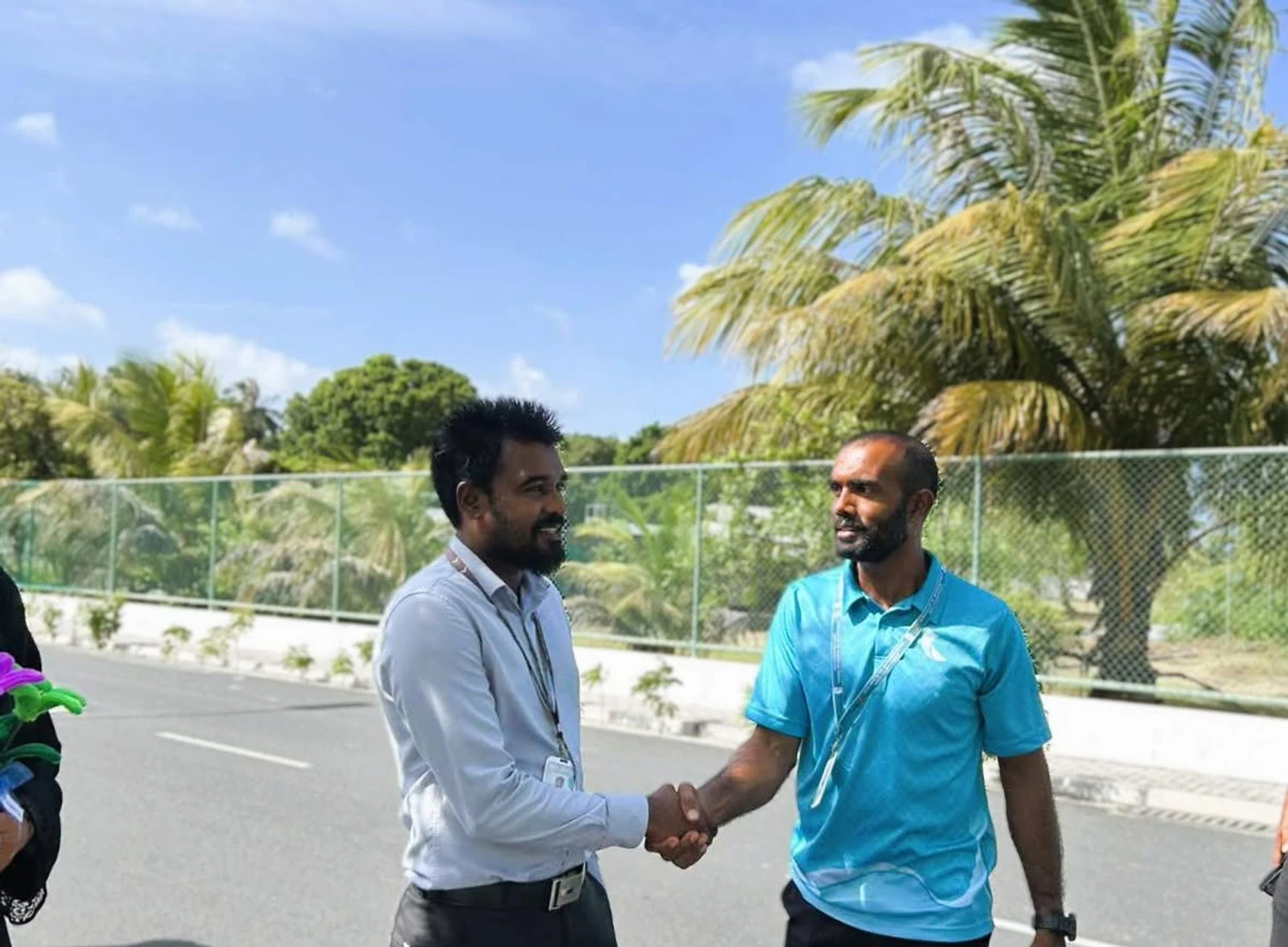 ހއ. ދިއްދޫ ކައުންސިލް، ދިއްދޫ އ.ތ.މ ކޮމިޓީ އަދި ސީނިއަރ މެނޭޖްމަންޓް ޓީމުން ހަނިމާދޫ ކައުންސިލްގެ އިދާރާއަށް ކުރެއްވި ރަސްމީ ދަތުރުގެ ތެރެއިން